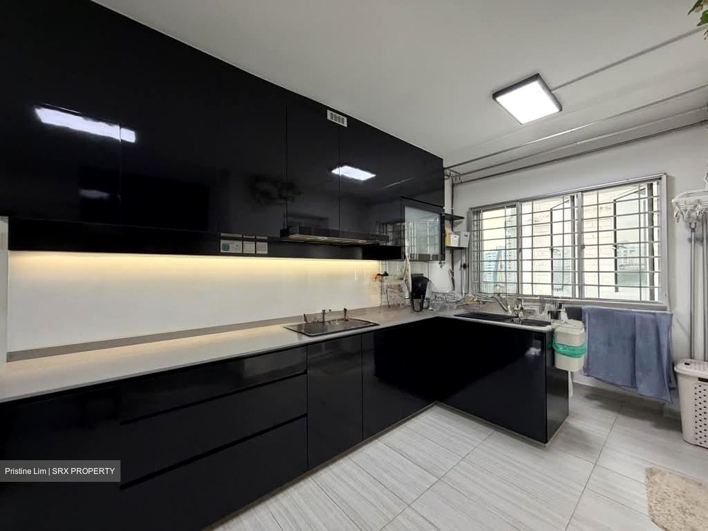 Blk 752 Jurong West Street 74 (Jurong West), HDB Executive #563085011